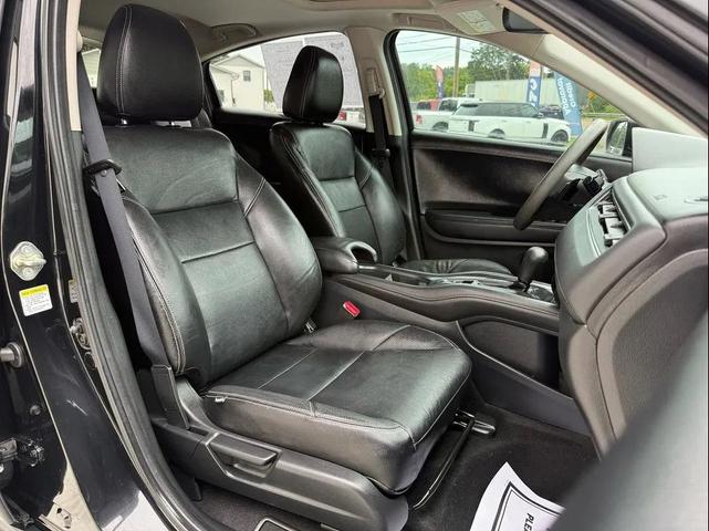 Photo of 2016 Crystal Black Pearl Honda HR-V