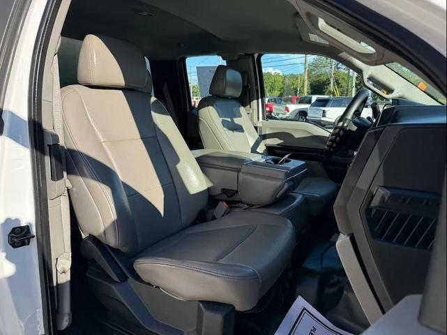 Photo of 2020 Oxford White Ford F-150