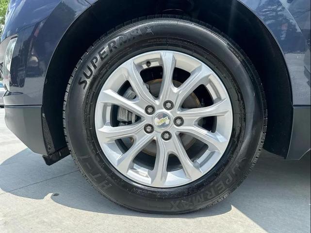 Photo of 2018 Storm Blue Metallic Chevrolet Equinox