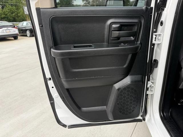 Photo of 2017 Bright White Clearcoat RAM 1500