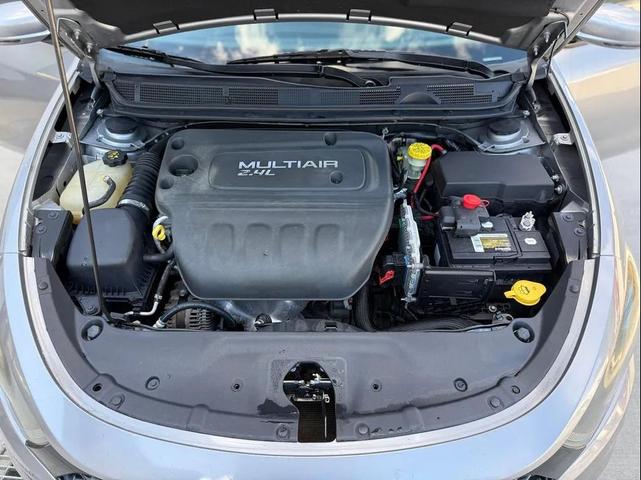 Photo of 2015 Granite Crystal Metallic Clearcoat Dodge Dart