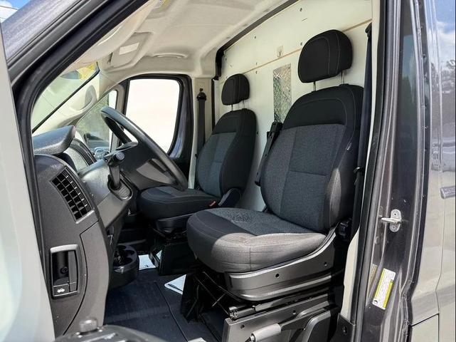 Photo of 2021 Granite Crystal Metallic Clearcoat RAM ProMaster 1500