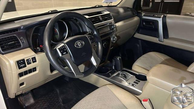 Photo of 2010 Blizzard Pearl Toyota 4Runner