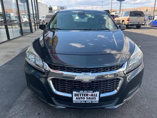 Photo of 2015 Ashen Gray Metallic Chevrolet Malibu