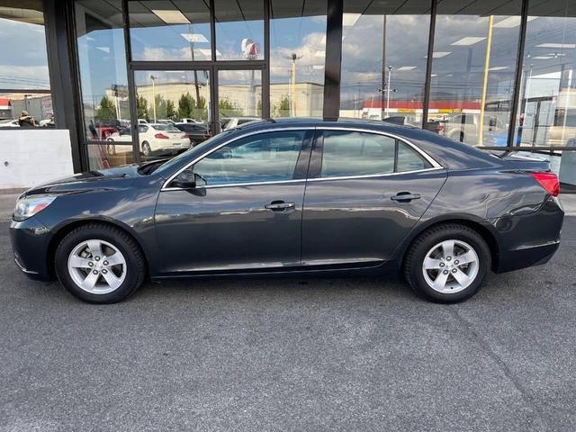 Photo of 2015 Ashen Gray Metallic Chevrolet Malibu
