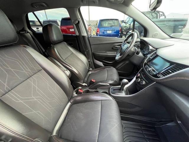 Photo of 2017 Nightfall Gray Chevrolet Trax