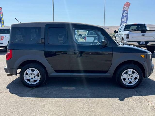 Photo of 2005 Nighthawk Black Pearl Honda Element