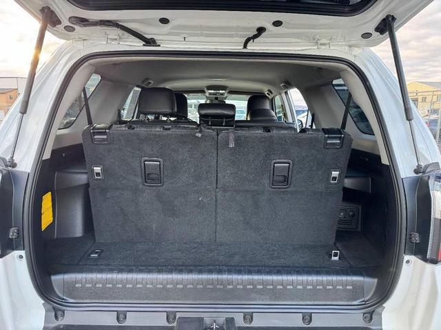 Photo of 2014 Black Toyota 4Runner