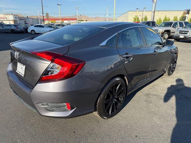 Photo of 2016 Lunar Silver Metallic Honda Civic