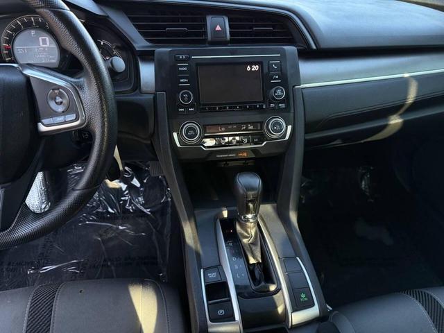 Photo of 2016 Lunar Silver Metallic Honda Civic