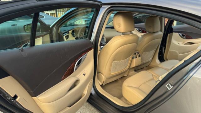 Photo of 2012 Tan Buick LaCrosse