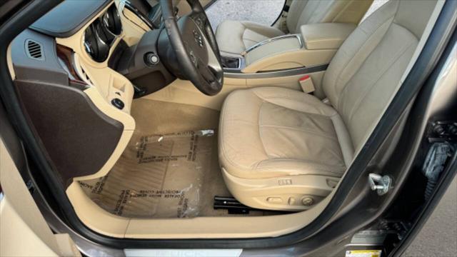Photo of 2012 Tan Buick LaCrosse