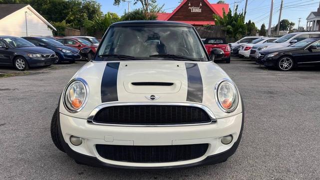 Photo of 2010 Beige MINI Cooper S