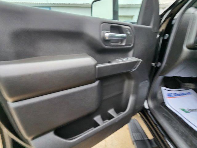 Photo of 2025 Black Chevrolet Silverado 2500