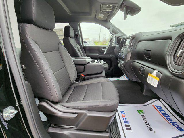 Photo of 2025 Black Chevrolet Silverado 2500