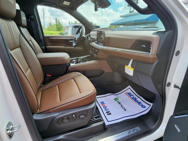 Photo of 2025 Iridescent Pearl Tricoat Chevrolet Tahoe
