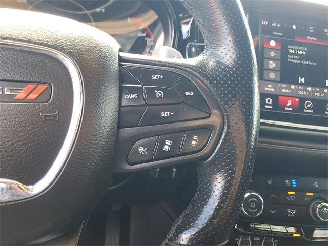 Photo of 2023 Octane Red Pearlcoat Dodge Durango