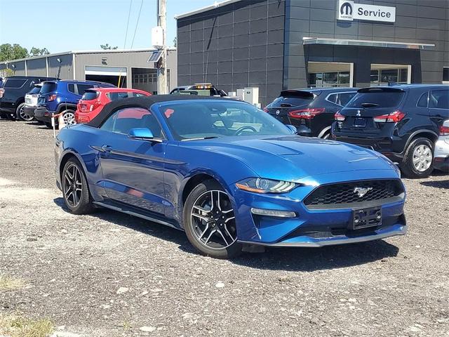 Photo of 2022 Blue Metallic Ford Mustang