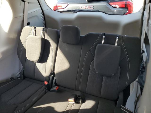 Photo of 2024 Bright White Clearcoat Chrysler Voyager