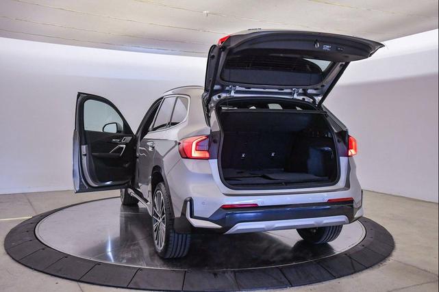 Photo of 2025 Space Silver Metallic BMW X1