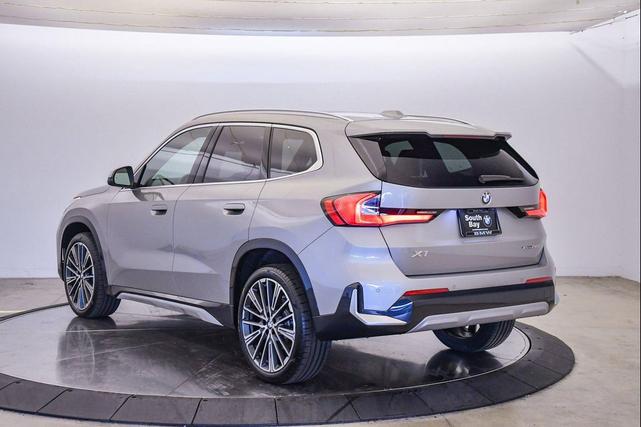 Photo of 2025 Space Silver Metallic BMW X1