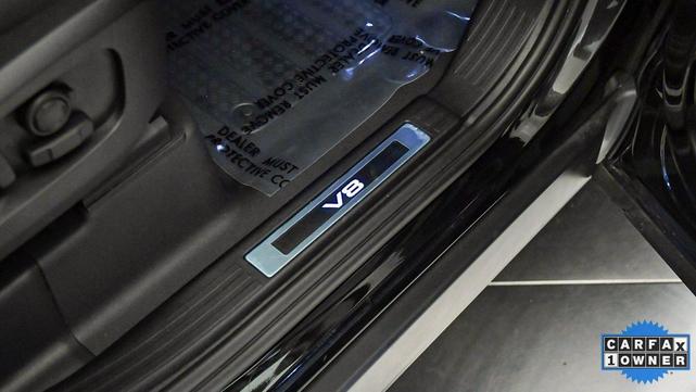 Photo of 2023 Black Land Rover Defender