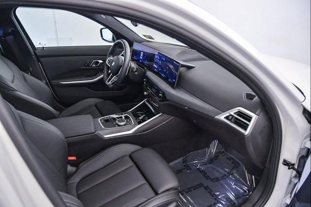 Photo of 2025 Alpine White BMW 330