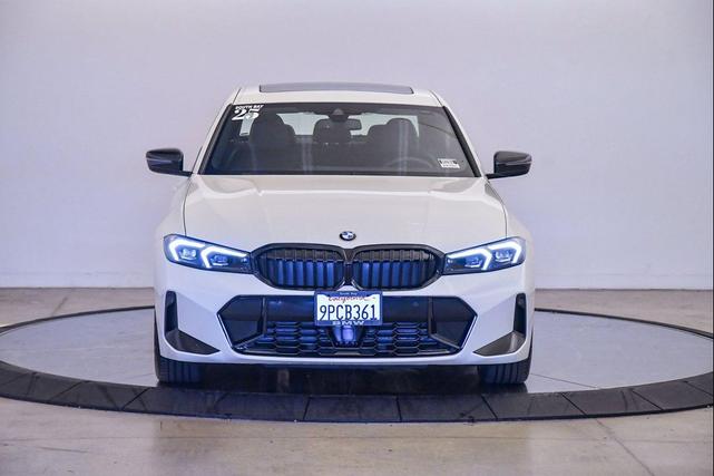 Photo of 2025 Alpine White BMW 330