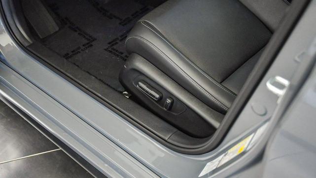 Photo of 2025 Gray Honda Civic Hybrid