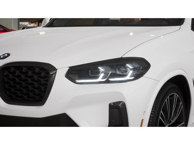 Photo of 2025 Alpine White BMW X4