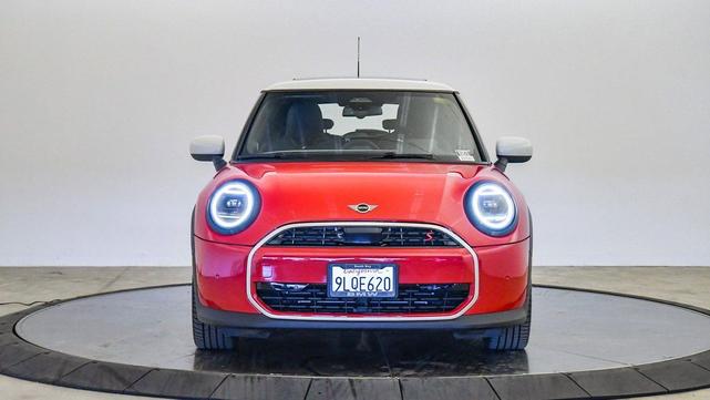 Photo of 2025 Chili Red MINI Hardtop