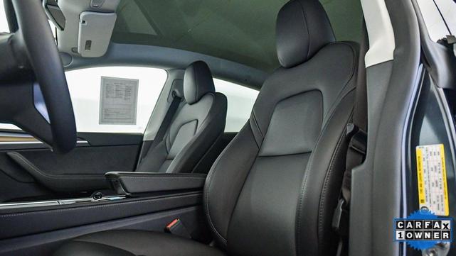 Photo of 2024 Gray Tesla Model Y