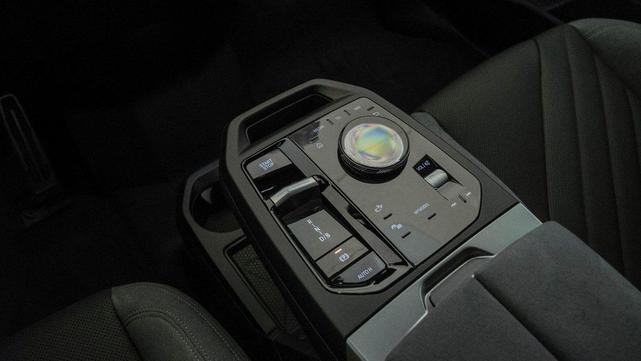 Photo of 2026 Black Sapphire Metallic BMW iX