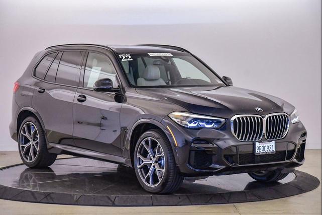 Photo of 2022 Carbon Black Metallic BMW X5