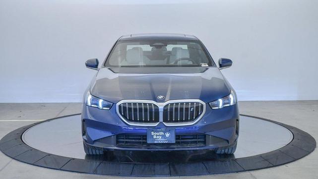 Photo of 2025 Phytonic Blue Metallic BMW i5