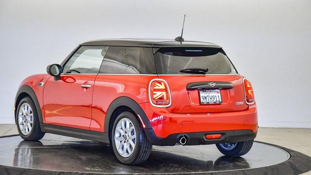 Photo of 2021 Chili Red MINI Hardtop