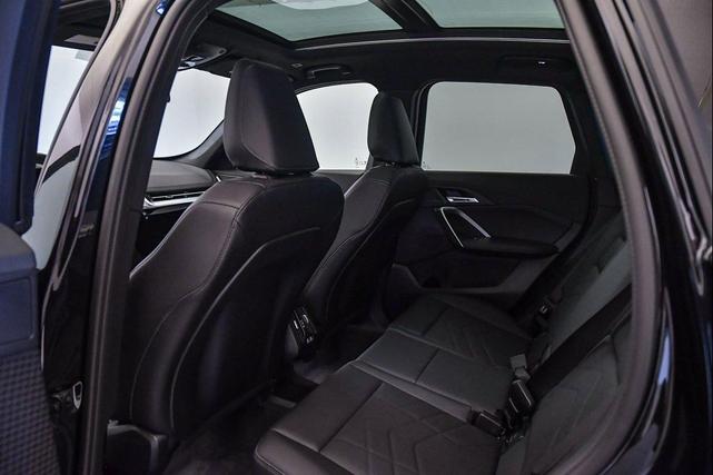 Photo of 2025 Black Sapphire Metallic BMW X1