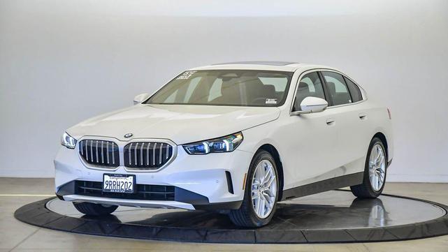 Photo of 2025 Mineral White Metallic BMW 530