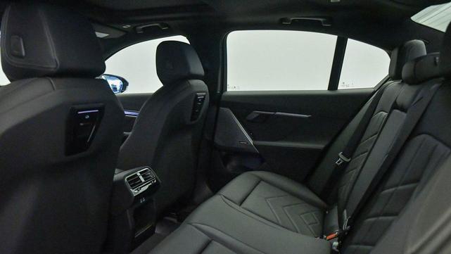 Photo of 2025 Dark Graphite Metallic BMW i5