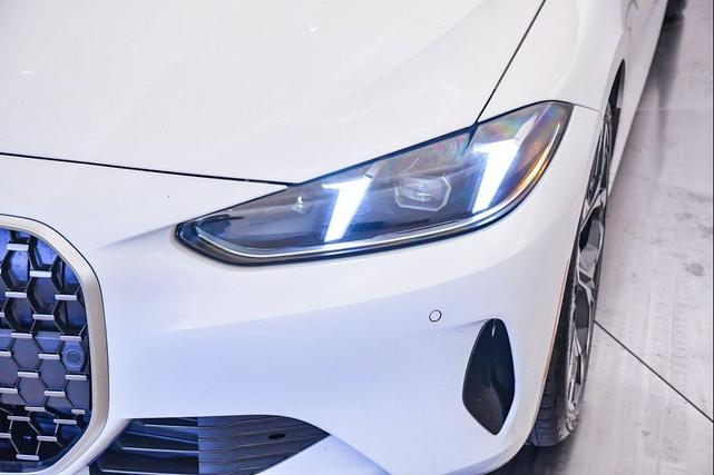 Photo of 2025 Alpine White BMW 430