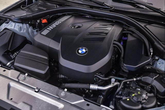 Photo of 2025 Brooklyn Grey Metallic BMW 330