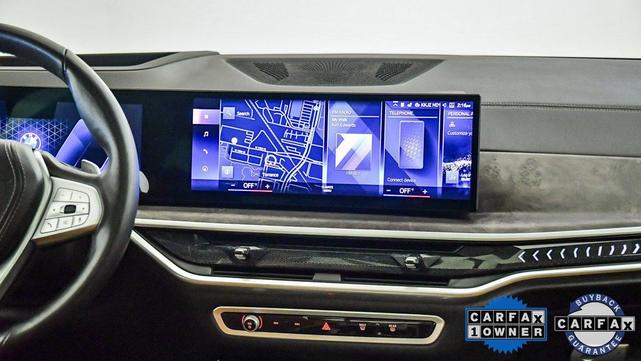 Photo of 2023 Mineral White Metallic BMW X7