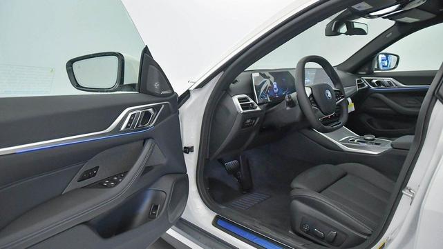Photo of 2025 Alpine White BMW i4 Gran Coupe