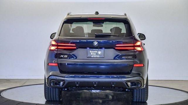 Photo of 2026 Carbon Black Metallic BMW X5
