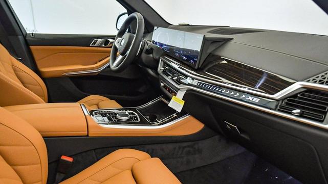Photo of 2026 Carbon Black Metallic BMW X5