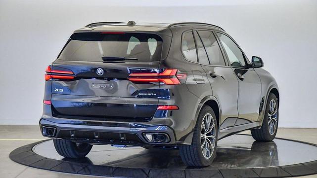 Photo of 2026 Black Sapphire Metallic BMW X5 PHEV