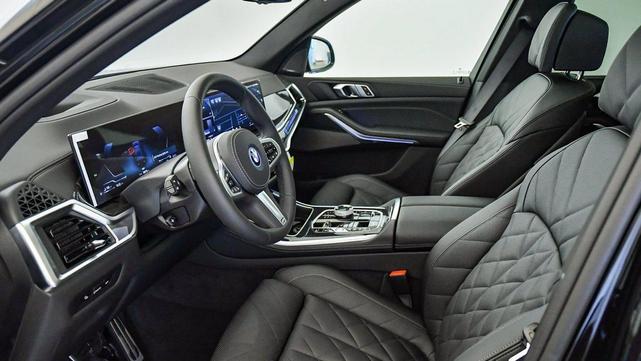 Photo of 2026 Black Sapphire Metallic BMW X5 PHEV