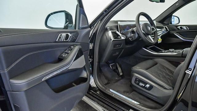 Photo of 2026 Black Sapphire Metallic BMW X5 PHEV