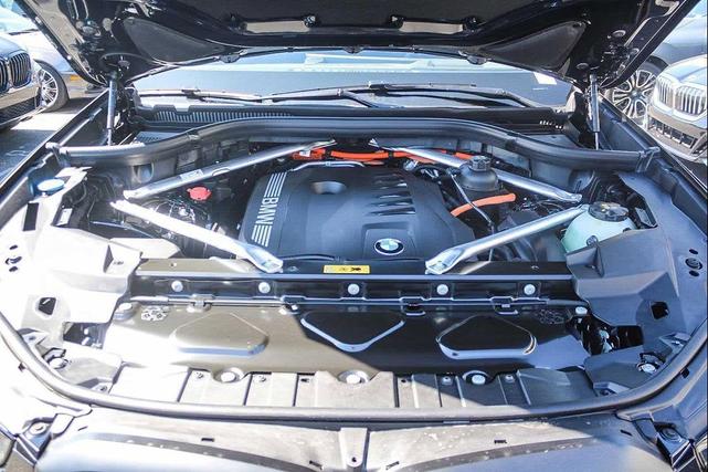 Photo of 2026 Black Sapphire Metallic BMW X5 PHEV