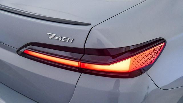 Photo of 2023 Brooklyn Grey Metallic BMW 740